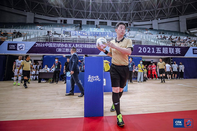 浓眉36+15+8里夫斯26+16 国王遭湖人四杀6连败